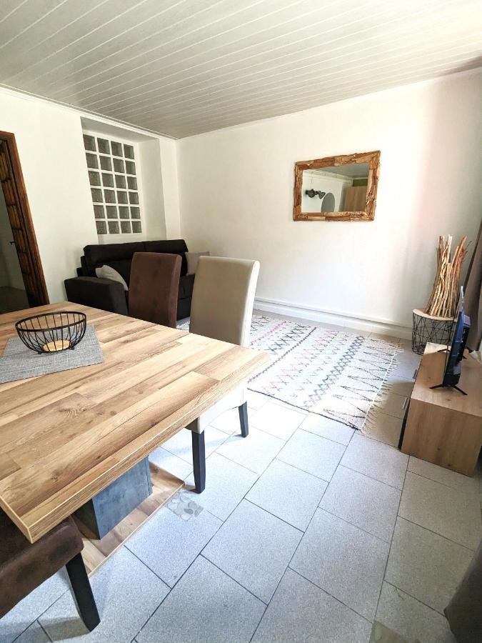 Appartement Le Fort 2 Vue Montagne Villefranche-de-Conflent Luaran gambar